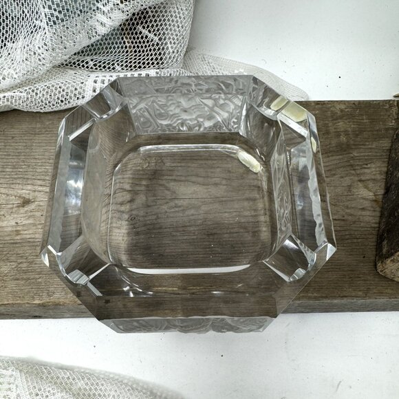 Vintage Bohemian Crystal Ashtray With Frosted Zodiac Design Elegant  & Heavy - Picture 5 of 16